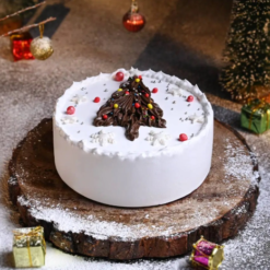 evergreen pineapple holiday cake festive pineapple cake for Christmas celebration