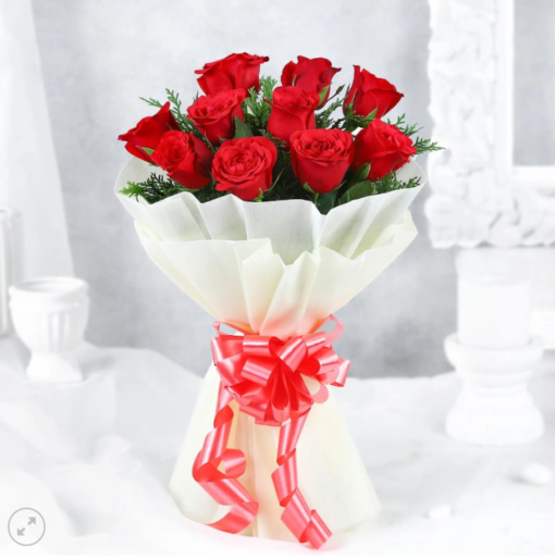 Luxurious crimson rose bouquet gift for her