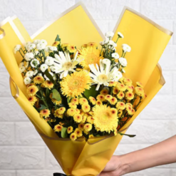 Golden yellow flower bouquet for gifting