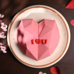 Love Smash Surprise Cake – Romantic Pinata Cake with Hammer