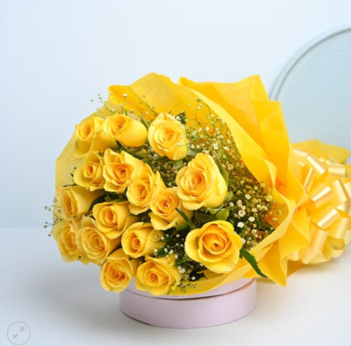 Yellow and peach rose bouquet for gifting