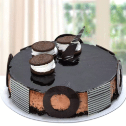Oreo Choco Dreamscape Cake with creamy chocolate mousse and Oreo layers