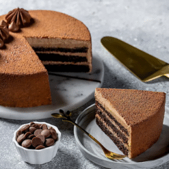 Alternative view of Elysian Chocolate Gateau