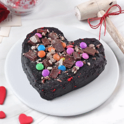 Alternative view of Crimson Love Smash Truffle Cake – 1Kg