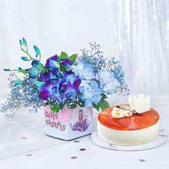Personalised birthday flower vase with fresh cream cake combo
